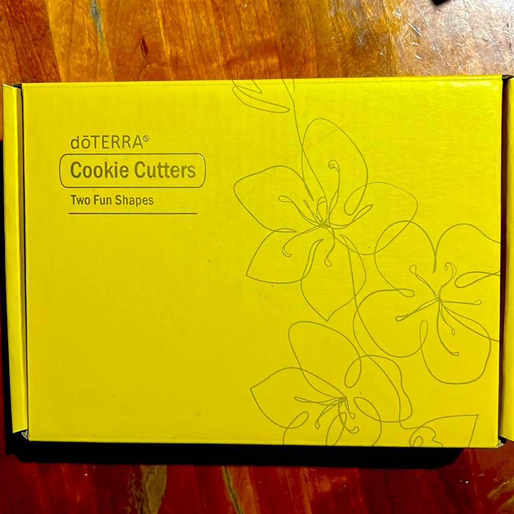 DoTERRA cookie cutters new in original box